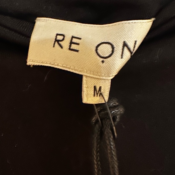 Re Ona Classic Black Sculpted Neck Top - Picture 2 of 6